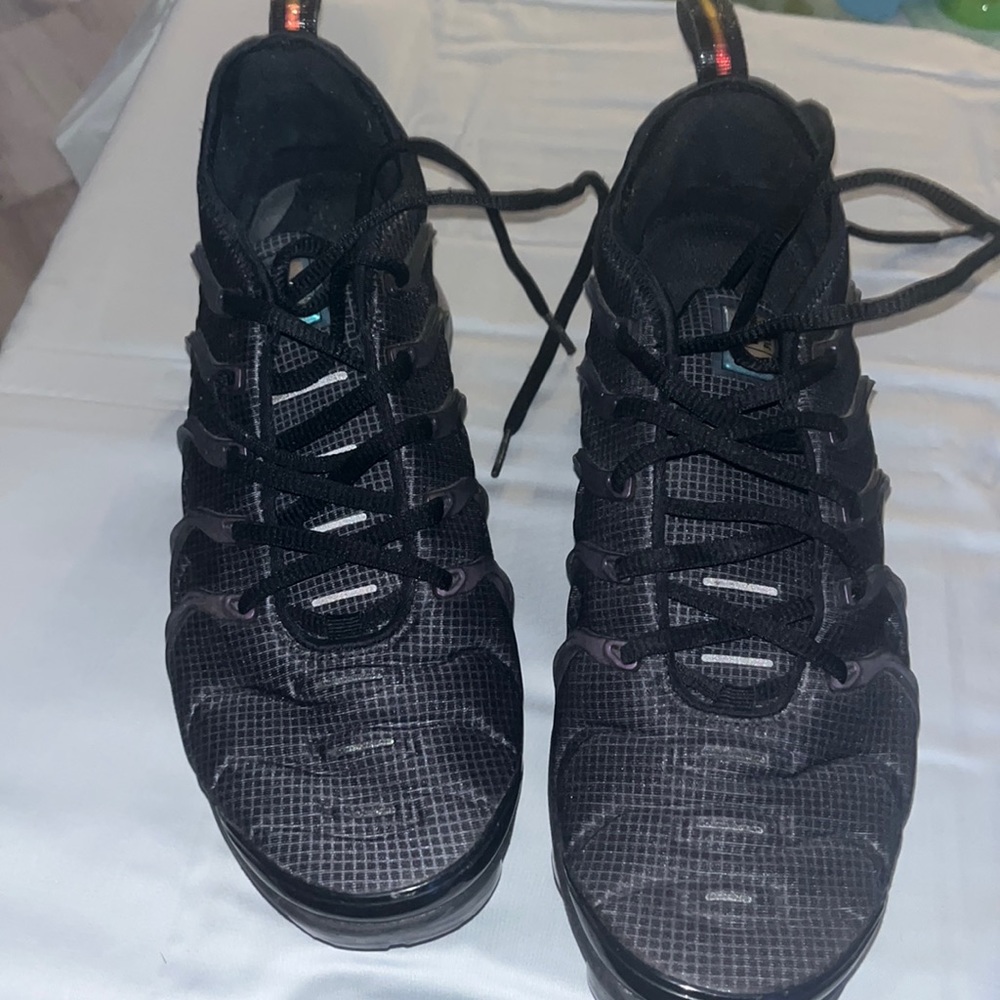 Vapor max sneaker